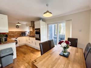 Photo 11- click for photo gallery